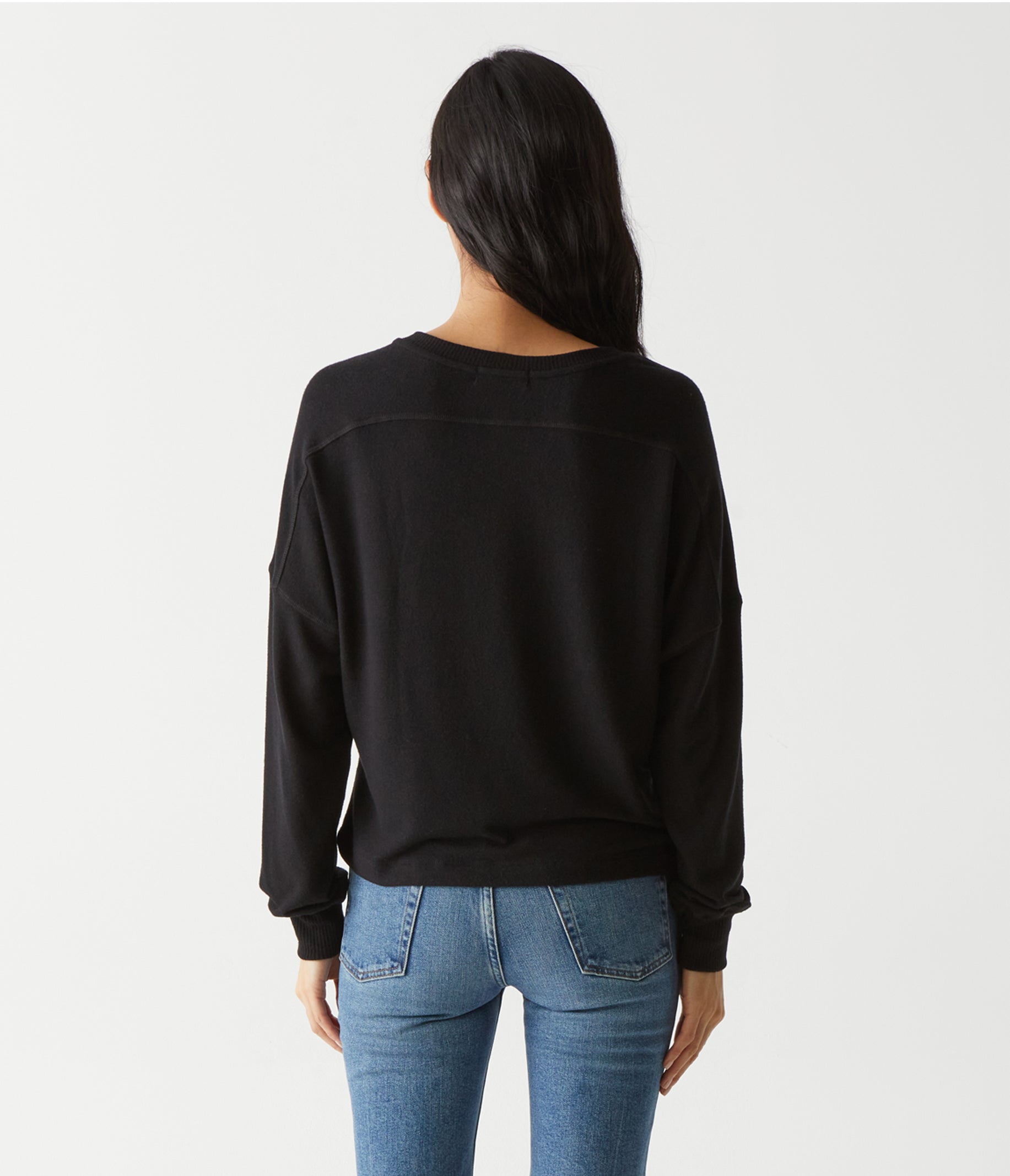 Black v discount neck sweatshirt womens