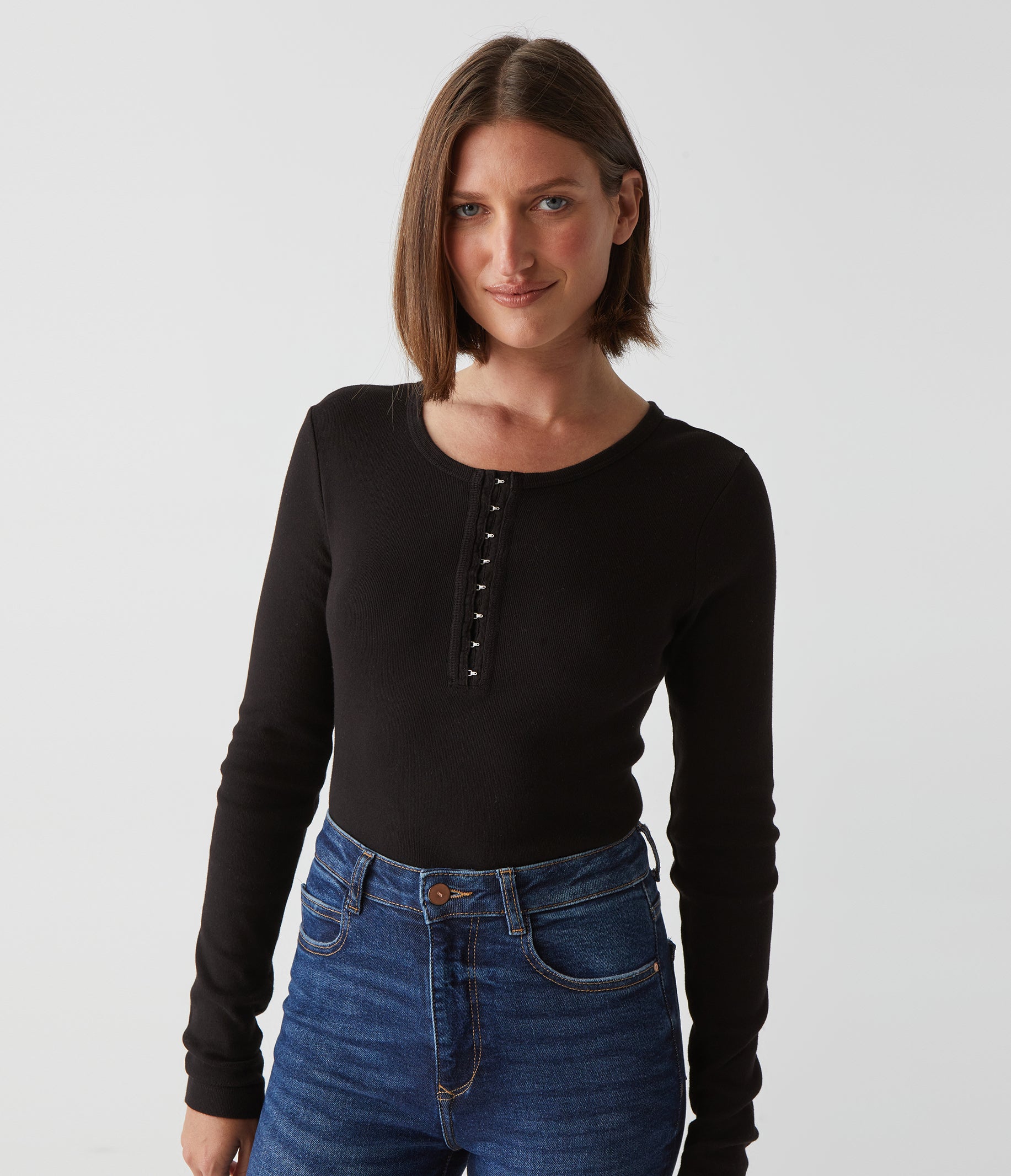 10+ Cropped Henley Top