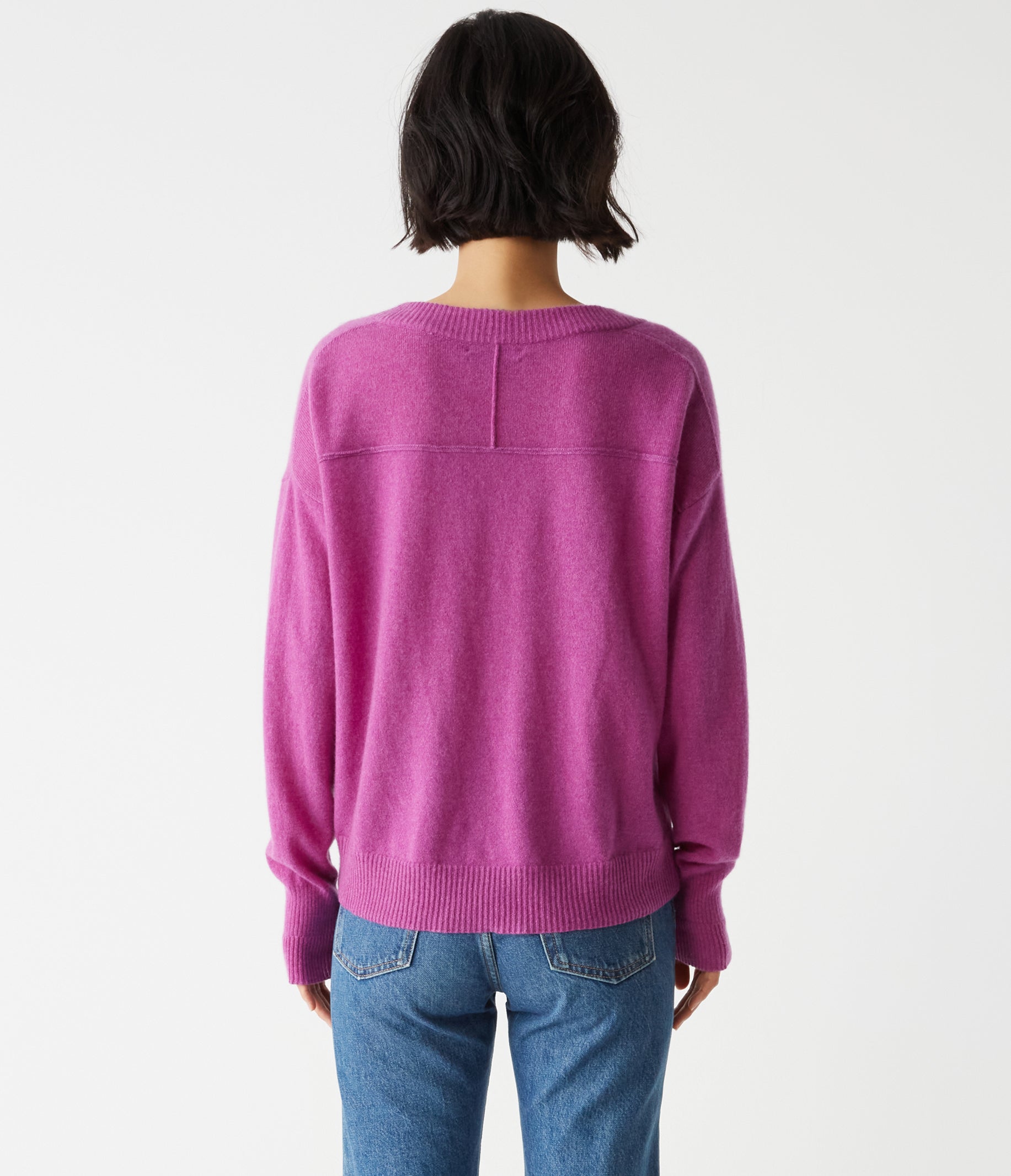 Lovers + Friends Gerona V-Neck High-Low fashion Sweater in Magenta Glitter